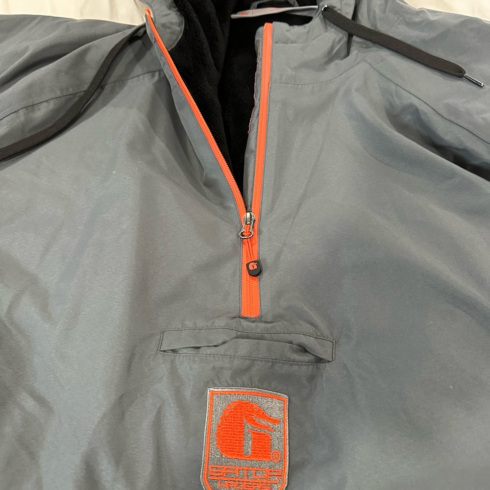 Gator Waders pullover jacket